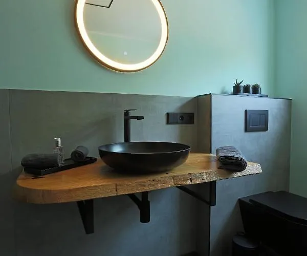 Mosel19 - Moderne, Hochwertige *